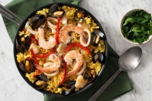 La sartén perfecta: consejos para cocinar la paella más deliciosa