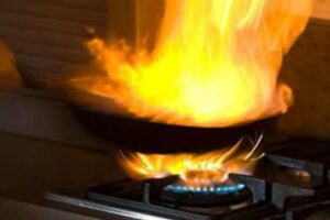 Razones por las que un sartén puede prenderse fuego