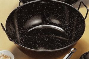 Sartén honda esmaltada de 65 cm: ideal para cocinar grandes cantidades